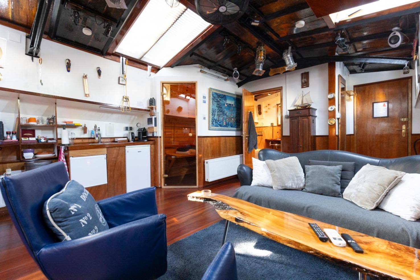 Anna Houseboat Hotel อัมสเตอร์ดัม ภายนอก รูปภาพ